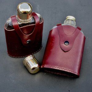 m Gentleman's Hip Flask, NEW Leather/Glass 8oz